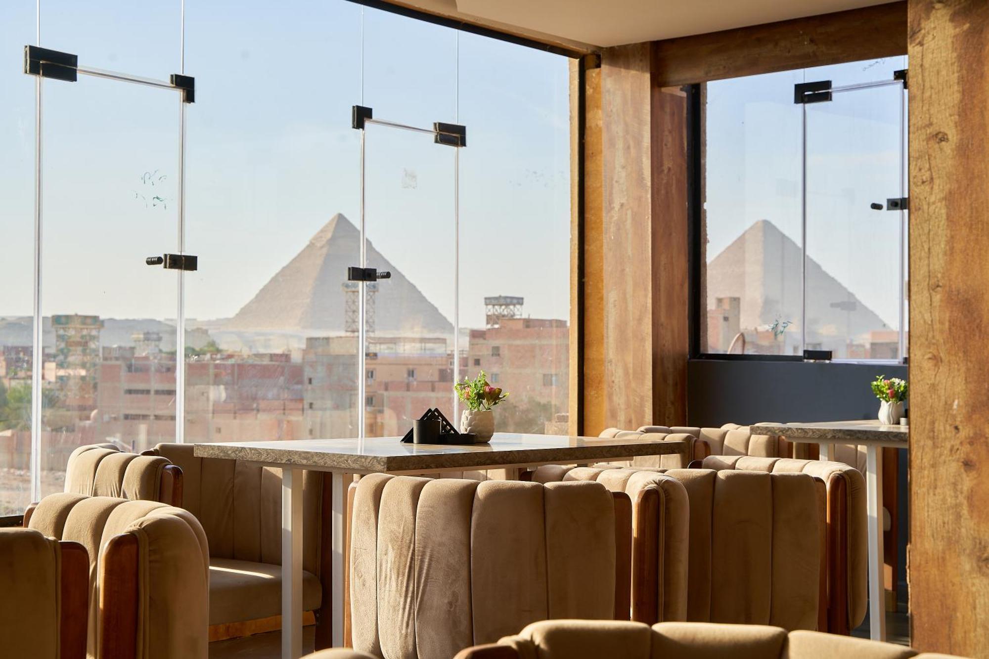 Crown Pyramids View Hotel Giza Экстерьер фото
