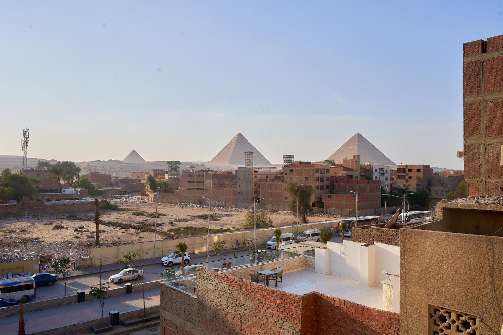 Crown Pyramids View Hotel Giza Экстерьер фото